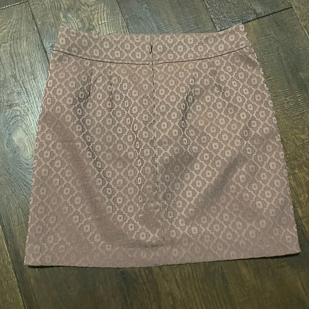 Loft size 10 mauve skirt - Picture 4 of 7